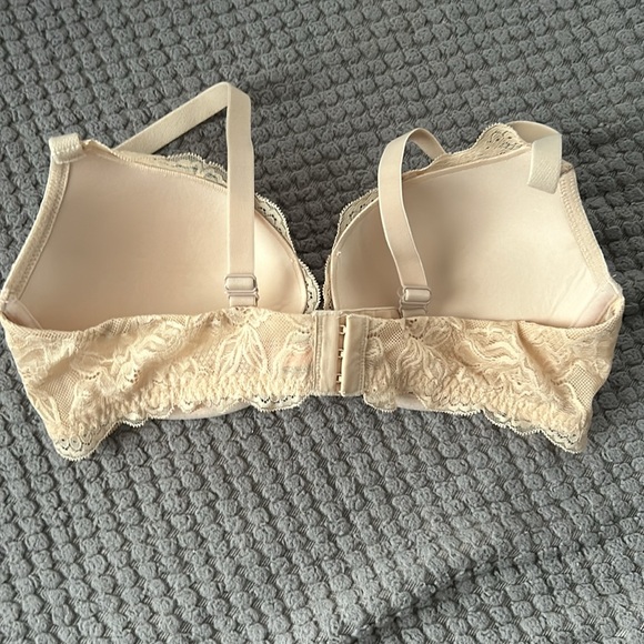 Nude and Black Push Up Bra Bundle - 36C - Picture 5 of 14